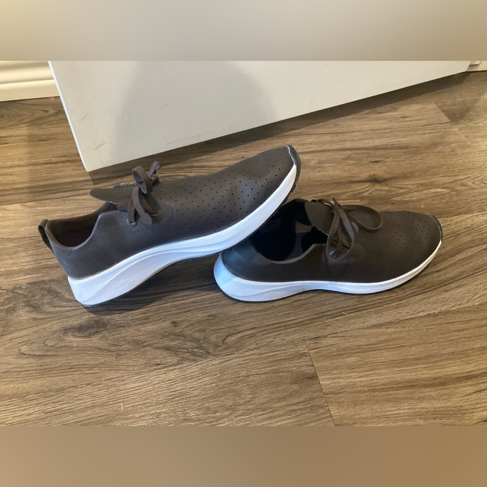 Men’s brown Native shoes size 13 - Picture 3 of 6